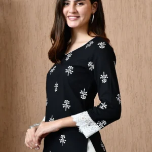 Floral Print Sweetheart Neck Top